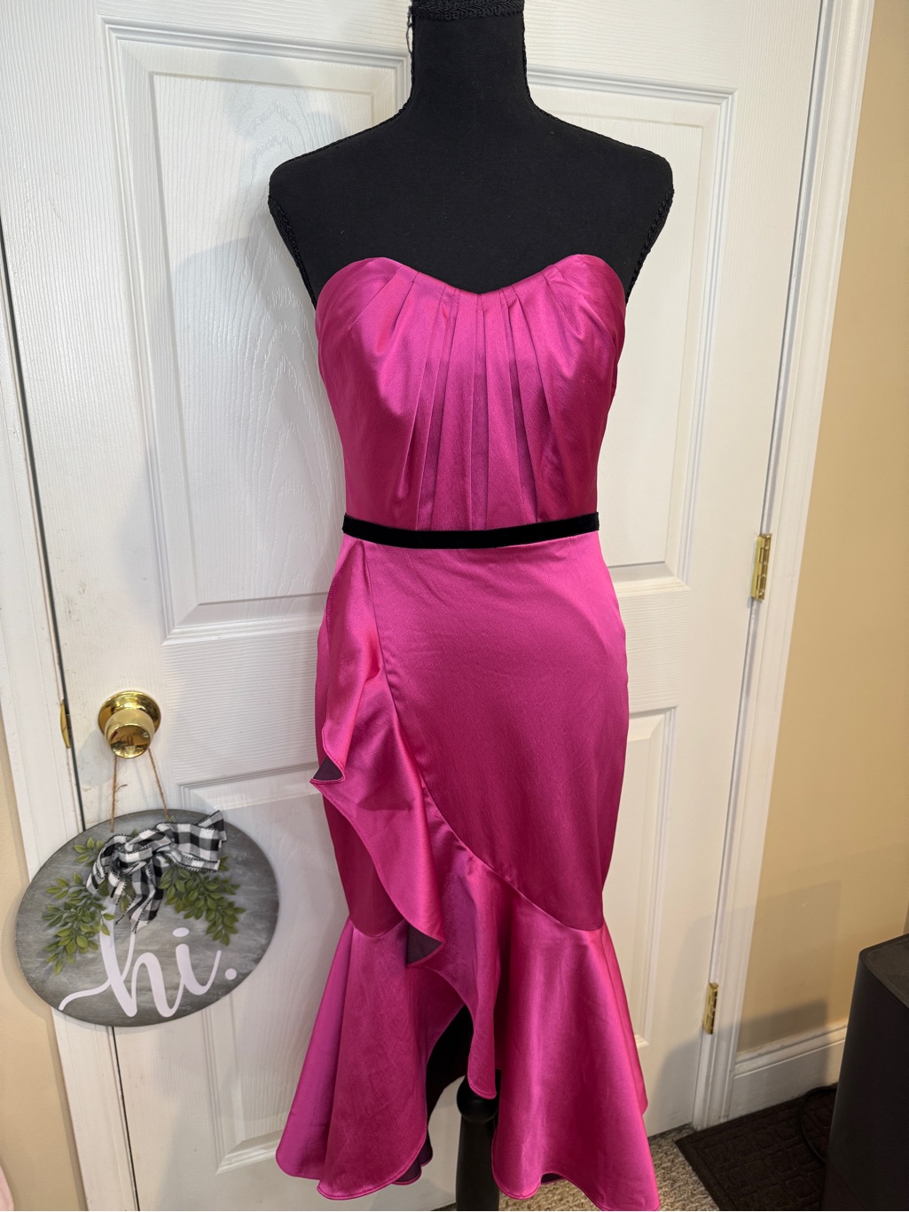 Marchesa Notte Strapless Fuchsia Mermaid Gown Style 000059690 Size 2, Nwt